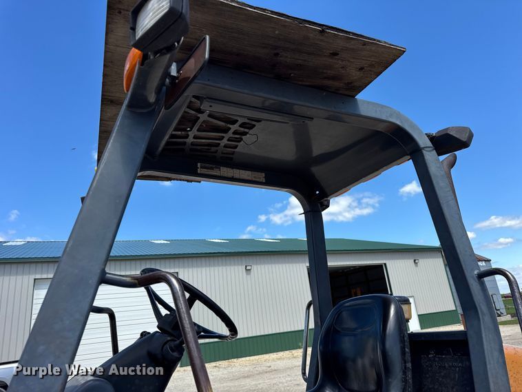 image for item EF2158 1999 Case 586G forklift