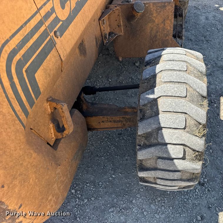 image for item EF2158 1999 Case 586G forklift