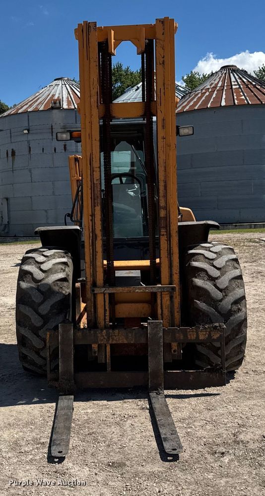 image for item EF2159 2006 Case 586G forklift