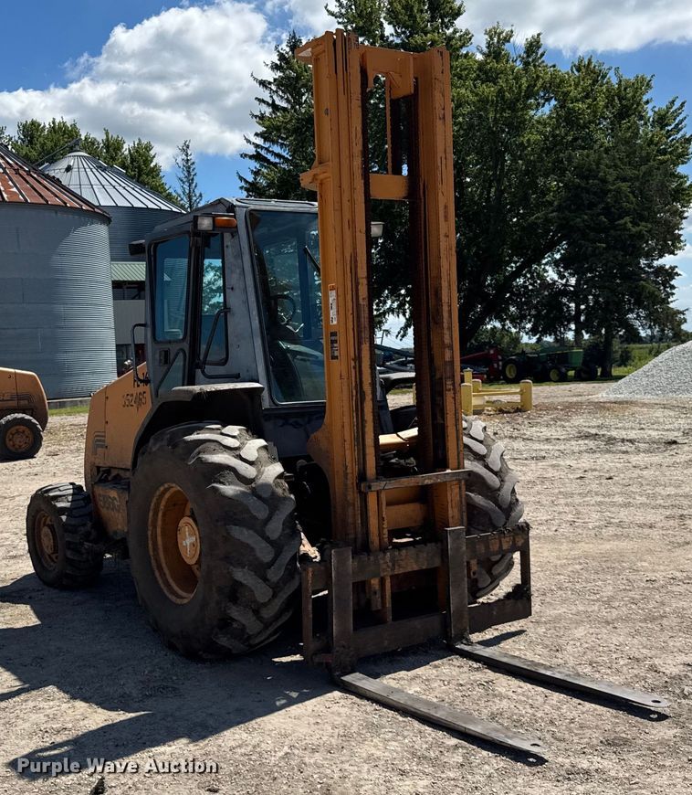 image for item EF2159 2006 Case 586G forklift