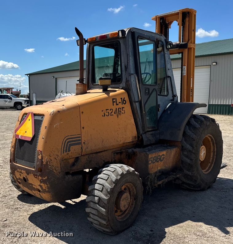 image for item EF2159 2006 Case 586G forklift