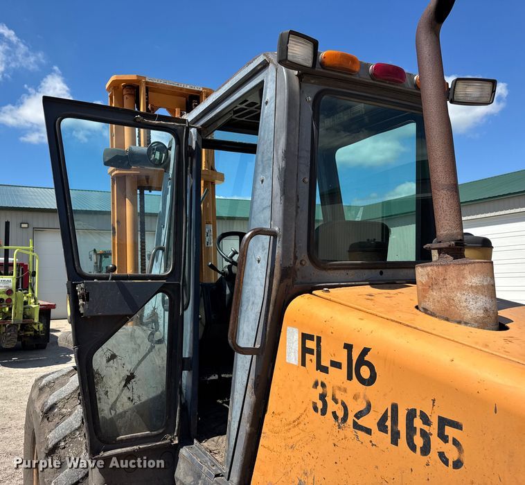image for item EF2159 2006 Case 586G forklift