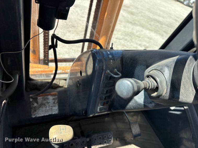 image for item EF2159 2006 Case 586G forklift