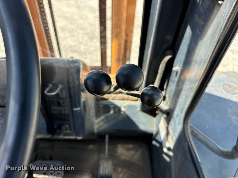 image for item EF2159 2006 Case 586G forklift