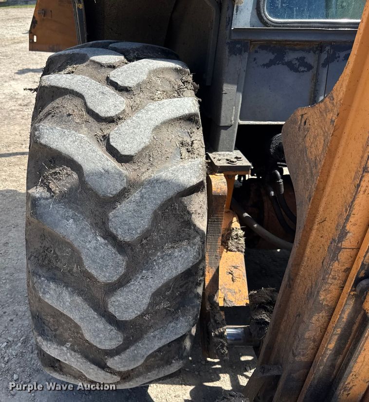 image for item EF2159 2006 Case 586G forklift