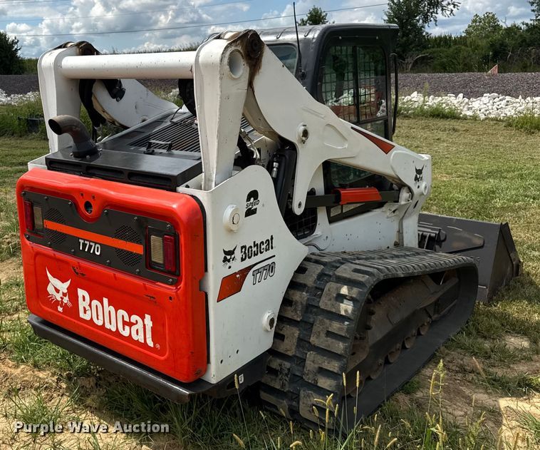 MINI CARGADOR SOBRE ORUGAS 2017 BOBCAT T770