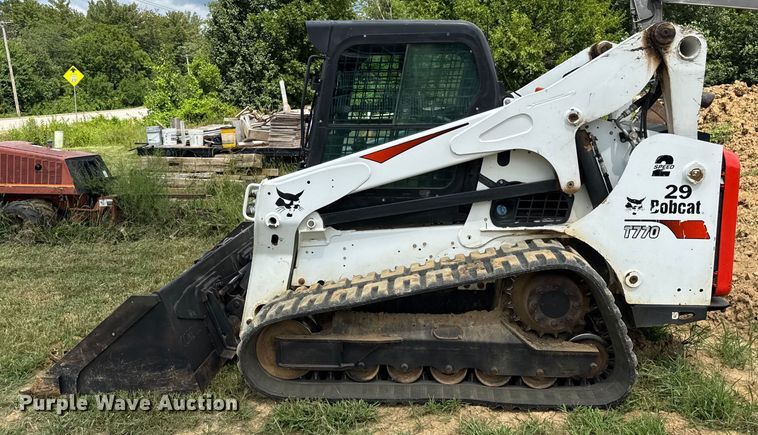 image for item EF2160 2017 Bobcat T770 tracked skid steer loader