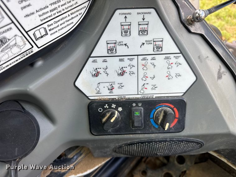 image for item EF2160 2017 Bobcat T770 tracked skid steer loader