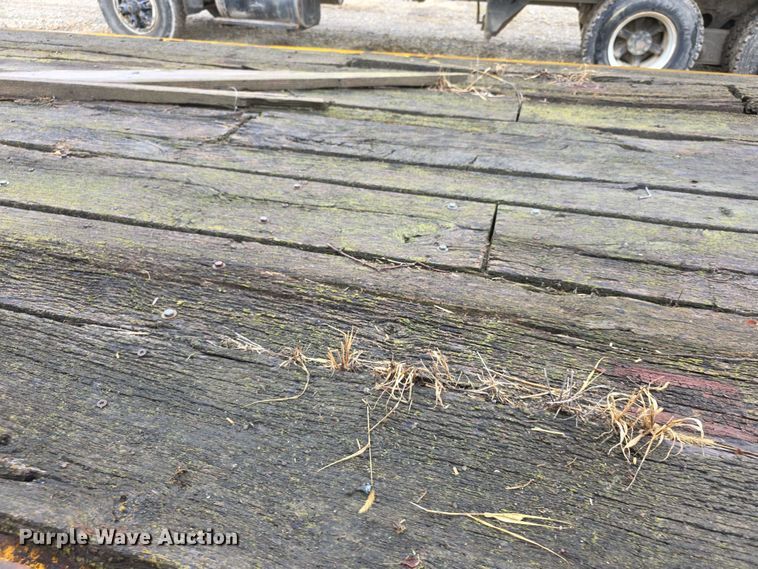 image for item EF3689 1984 JFS DT30 equipment trailer