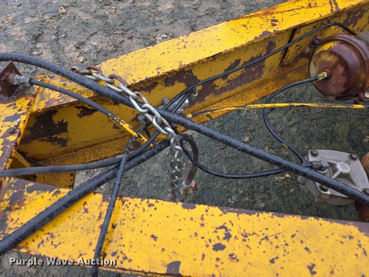 image for item EF3689 1984 JFS DT30 equipment trailer