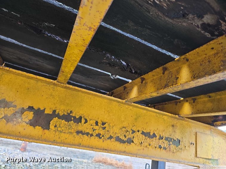 image for item EF3689 1984 JFS DT30 equipment trailer