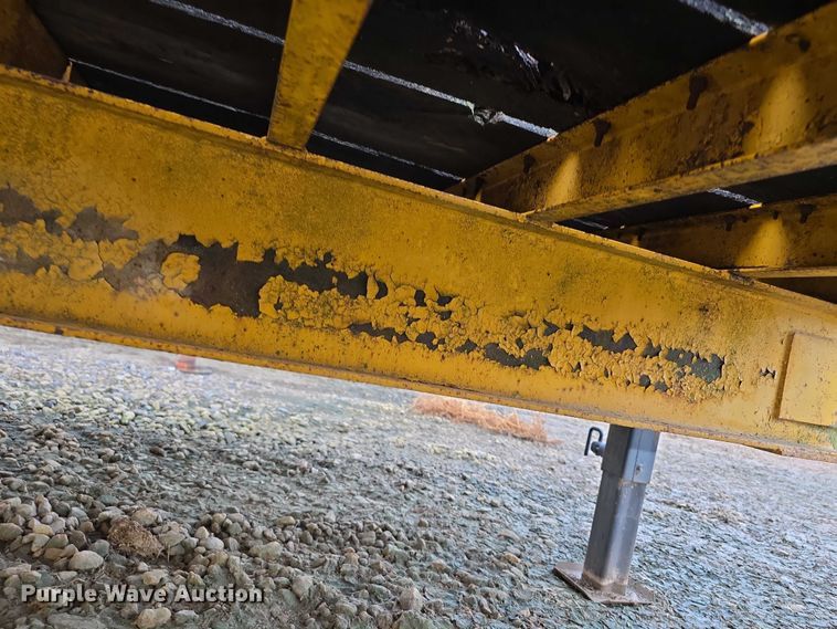 image for item EF3689 1984 JFS DT30 equipment trailer