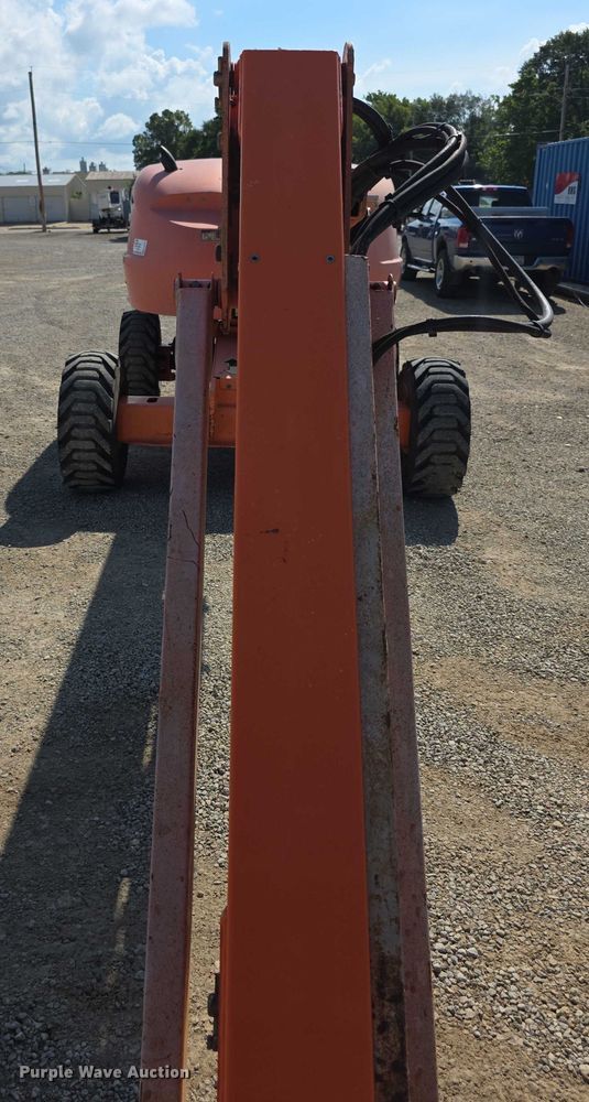 image for item EF3747 2003 JLG 460SJ boom lift