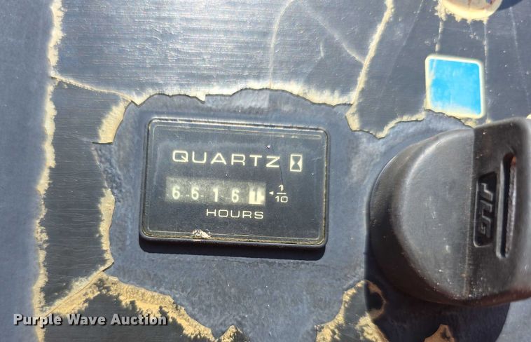 image for item EF3747 2003 JLG 460SJ boom lift