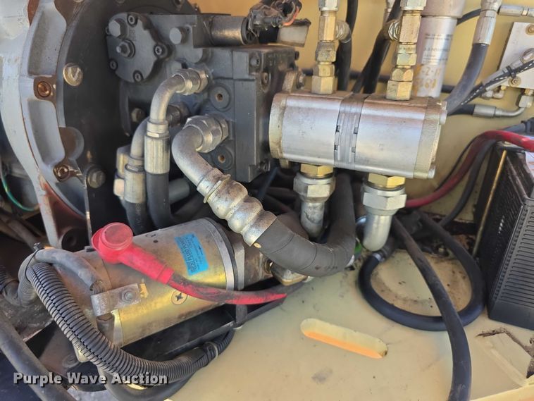 image for item EF3747 2003 JLG 460SJ boom lift