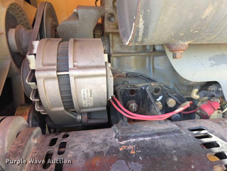 image for item EF3747 2003 JLG 460SJ boom lift