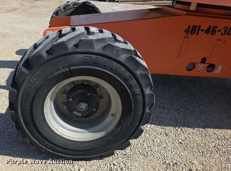 image for item EF3747 2003 JLG 460SJ boom lift