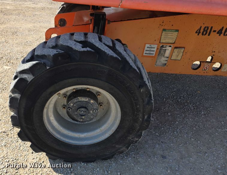 image for item EF3747 2003 JLG 460SJ boom lift