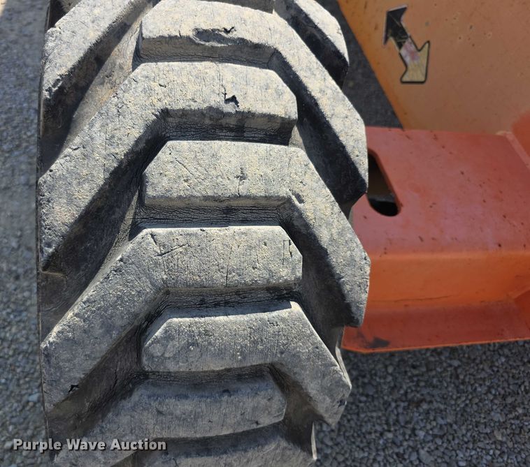 image for item EF3747 2003 JLG 460SJ boom lift