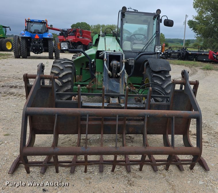 image for item EF3764 2006 John Deere  3420 telehandler
