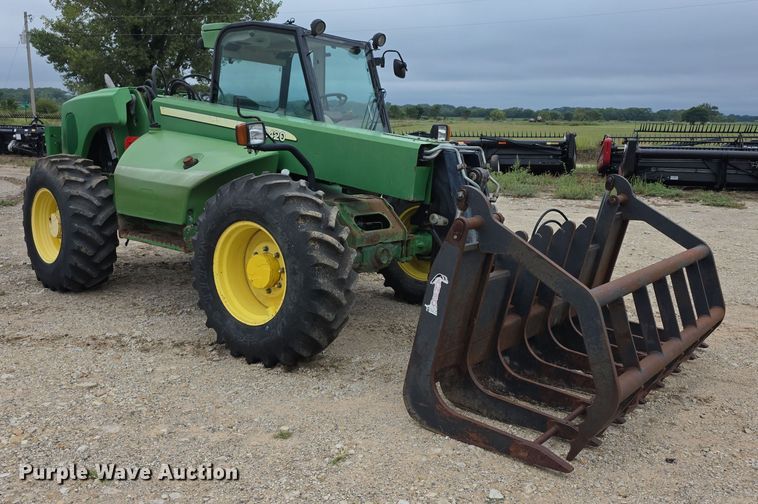 image for item EF3764 2006 John Deere  3420 telehandler