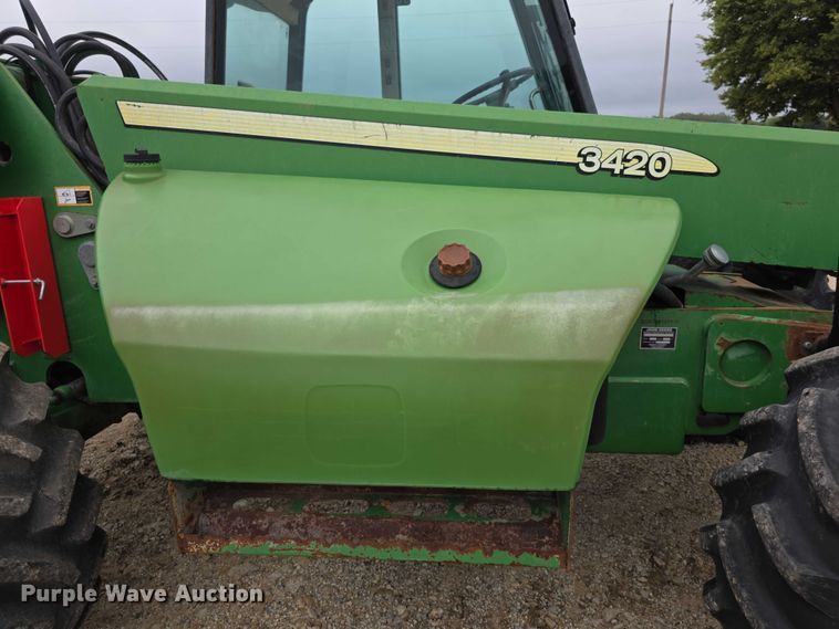 image for item EF3764 2006 John Deere  3420 telehandler