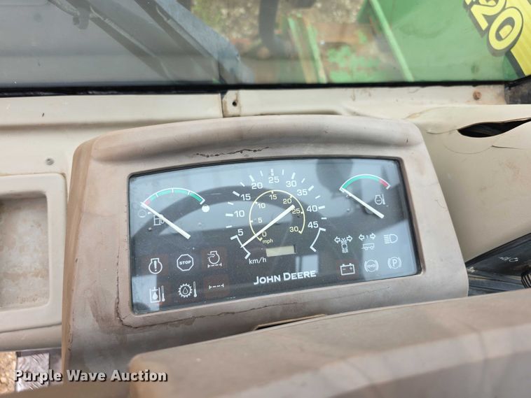 image for item EF3764 2006 John Deere  3420 telehandler