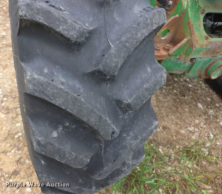 image for item EF3764 2006 John Deere  3420 telehandler