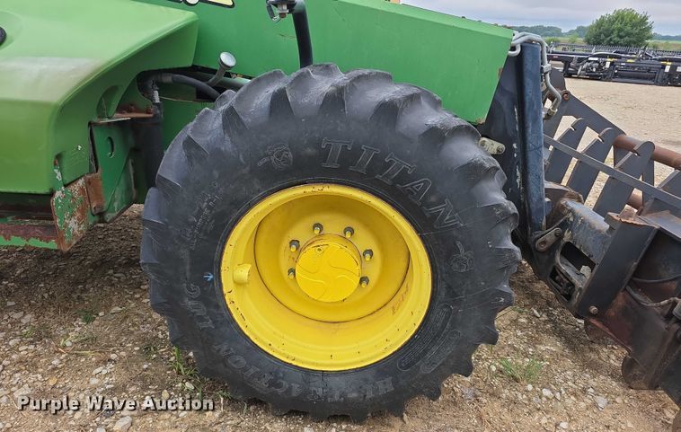 image for item EF3764 2006 John Deere  3420 telehandler