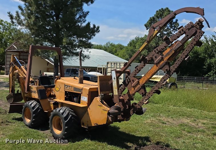 image for item EF3765 1985 Case DH4B trencher