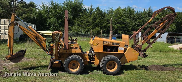 image for item EF3765 1985 Case DH4B trencher