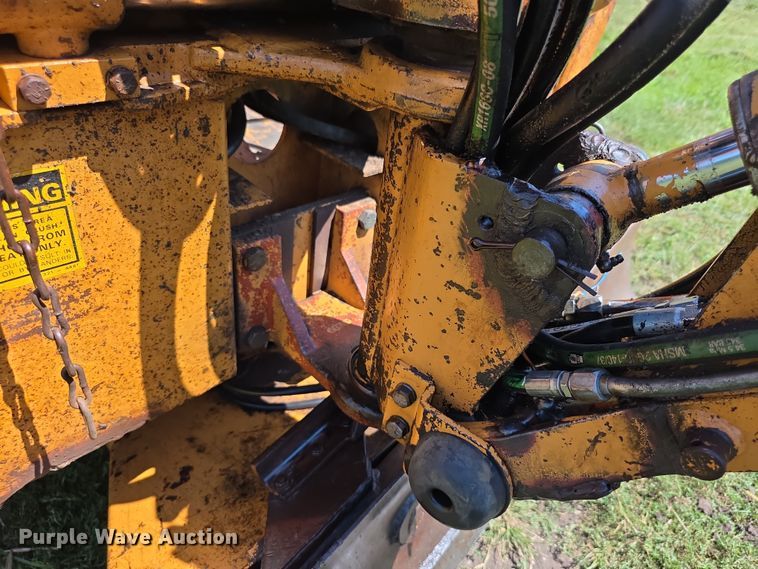 image for item EF3765 1985 Case DH4B trencher