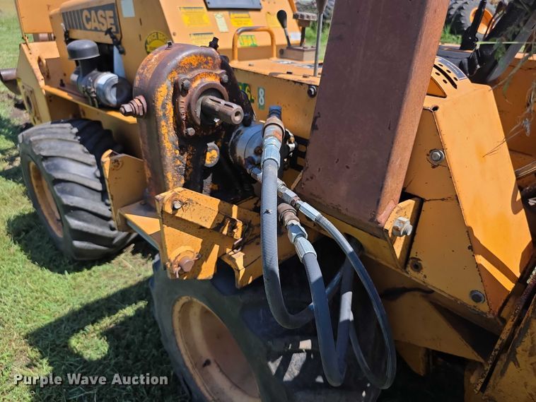 image for item EF3765 1985 Case DH4B trencher