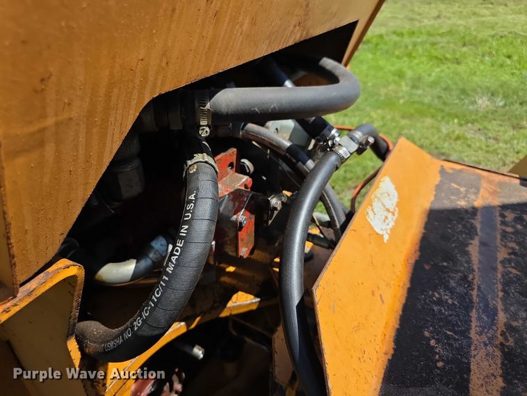 image for item EF3765 1985 Case DH4B trencher