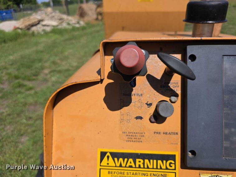 image for item EF3765 1985 Case DH4B trencher