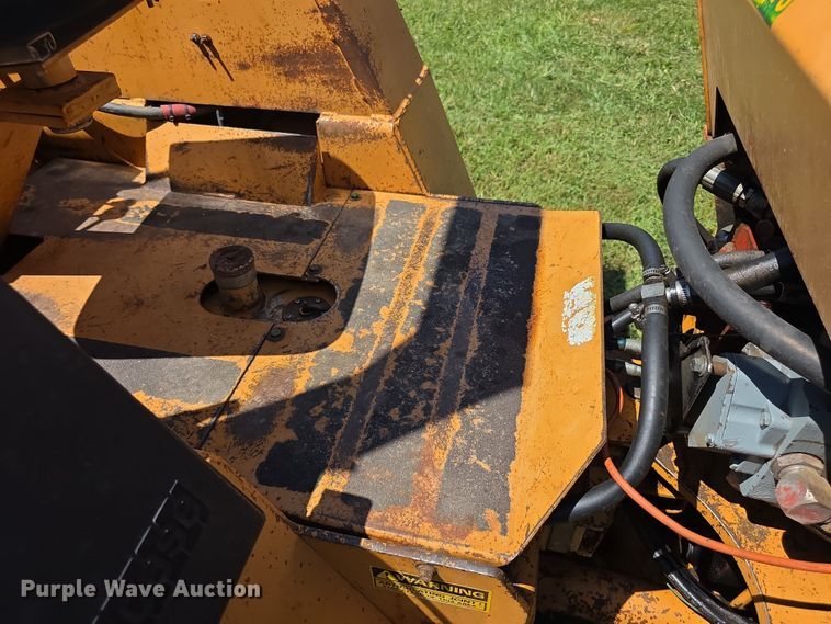 image for item EF3765 1985 Case DH4B trencher