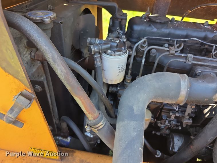 image for item EF3765 1985 Case DH4B trencher