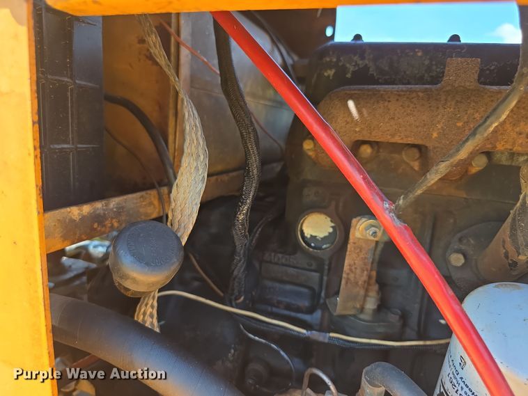 image for item EF3765 1985 Case DH4B trencher