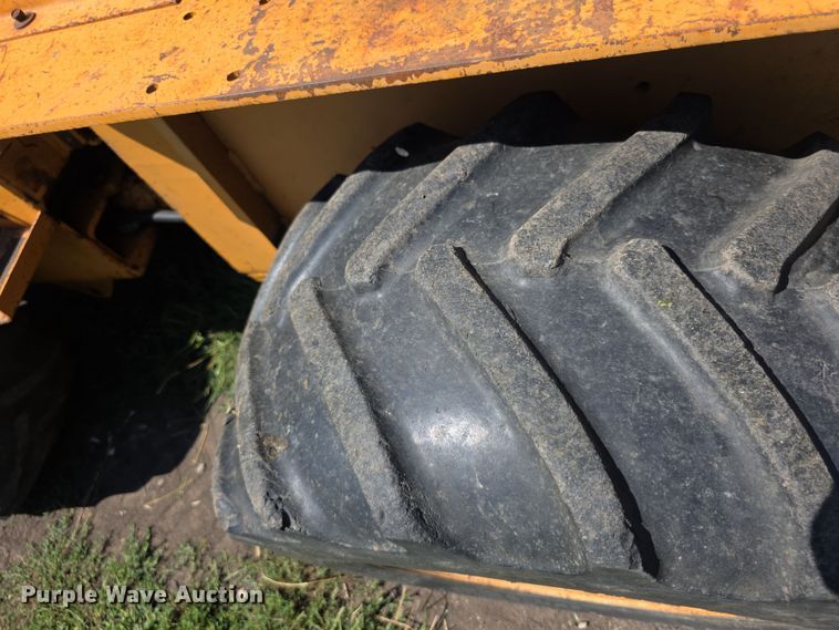 image for item EF3765 1985 Case DH4B trencher