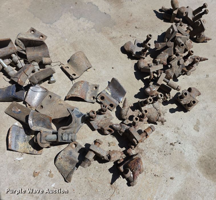 image for item EF3765 1985 Case DH4B trencher