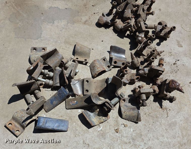 image for item EF3765 1985 Case DH4B trencher