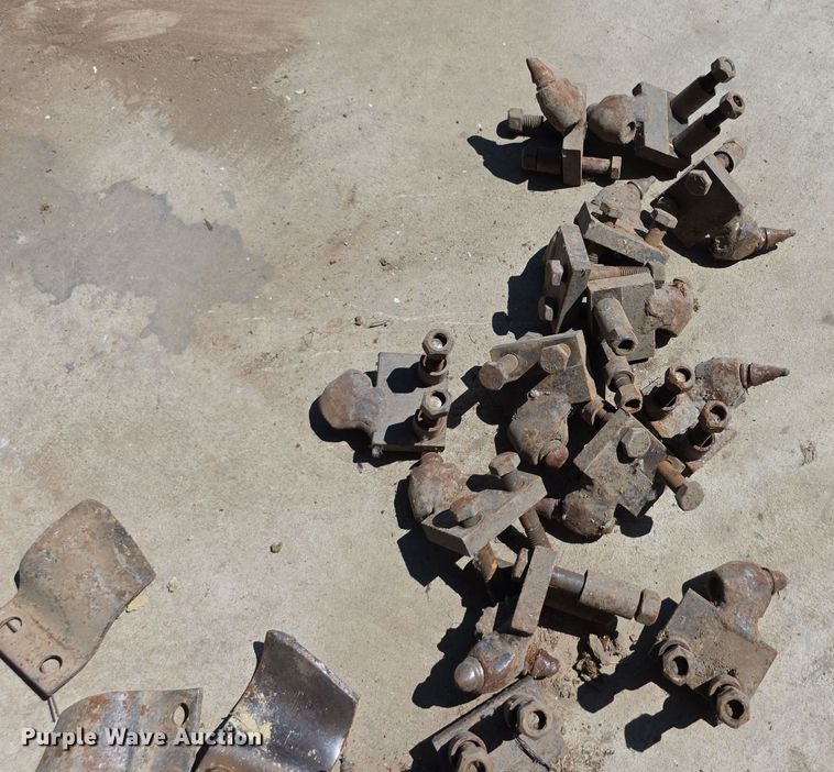 image for item EF3765 1985 Case DH4B trencher