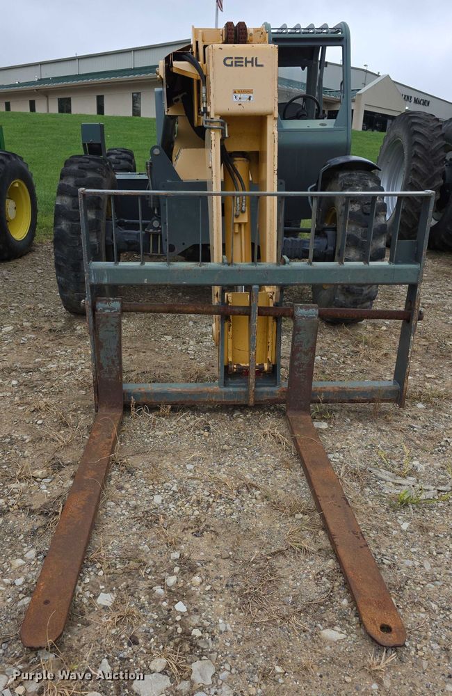 image for item EF3790 2006 Gehl RS8-42 telehandler