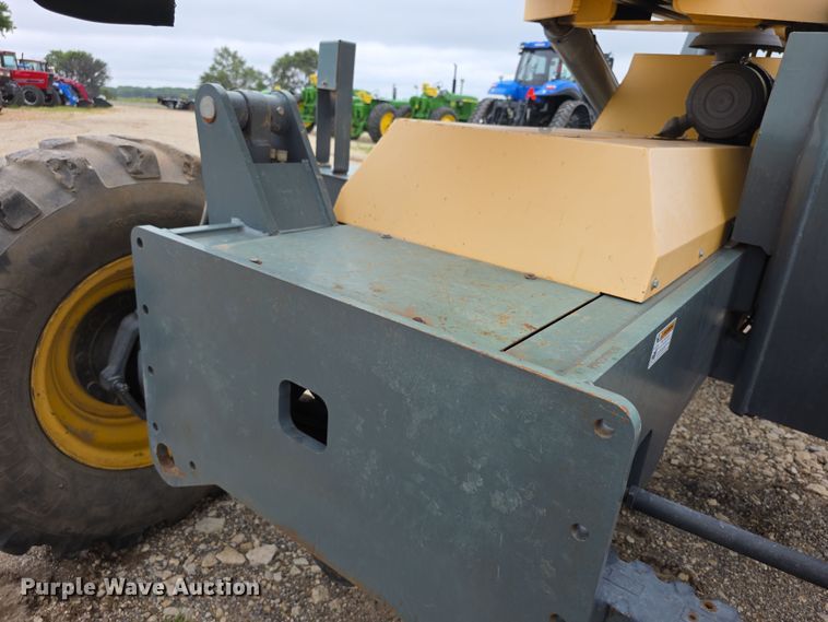 image for item EF3790 2006 Gehl RS8-42 telehandler