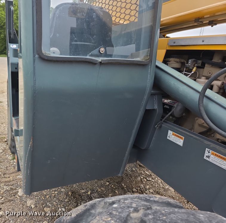image for item EF3790 2006 Gehl RS8-42 telehandler