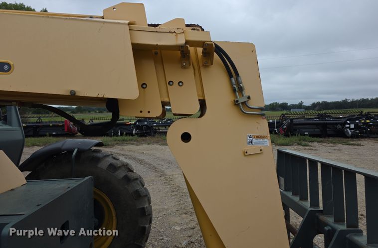 image for item EF3790 2006 Gehl RS8-42 telehandler