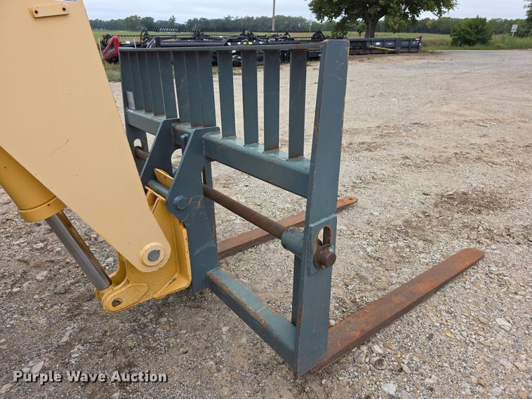 image for item EF3790 2006 Gehl RS8-42 telehandler