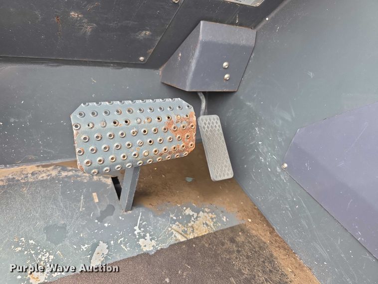 image for item EF3790 2006 Gehl RS8-42 telehandler