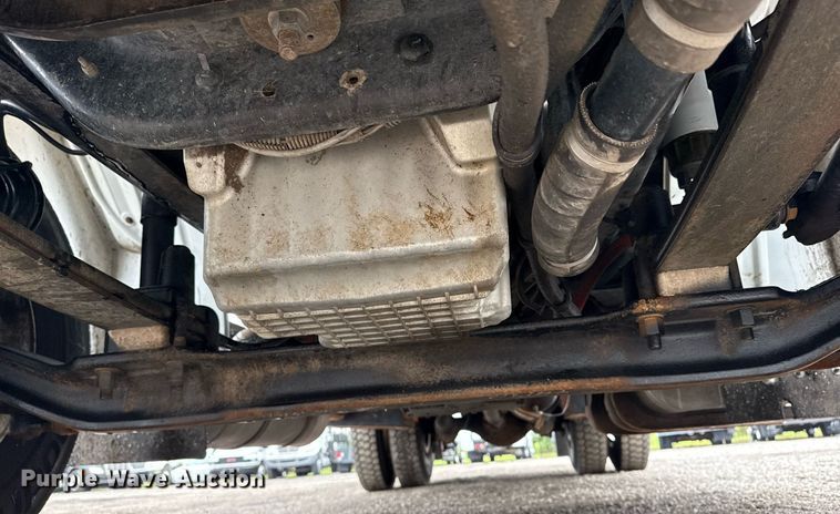 image for item EG5915 2007 Freightliner Business Class M2 bucket truck