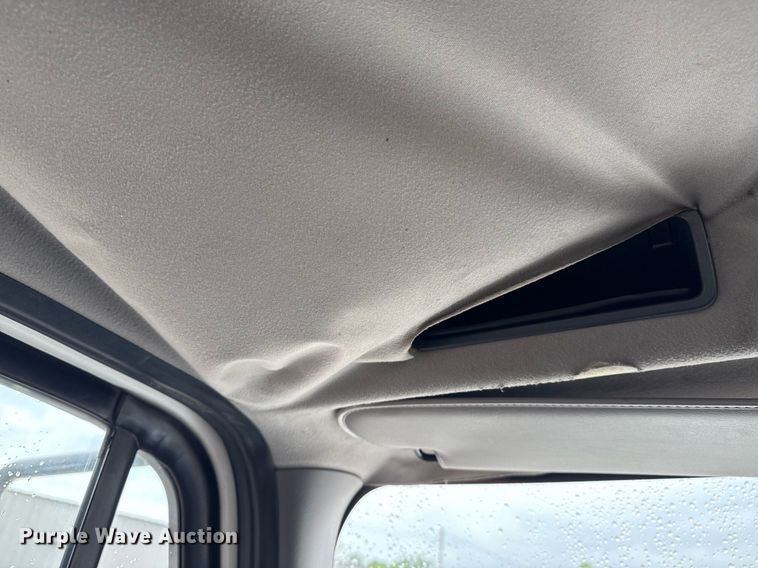 image for item EG5915 2007 Freightliner Business Class M2 bucket truck